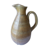 Digoin sandstone pitcher