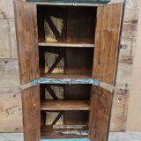 Ancien vaisselier tribal en teck birman