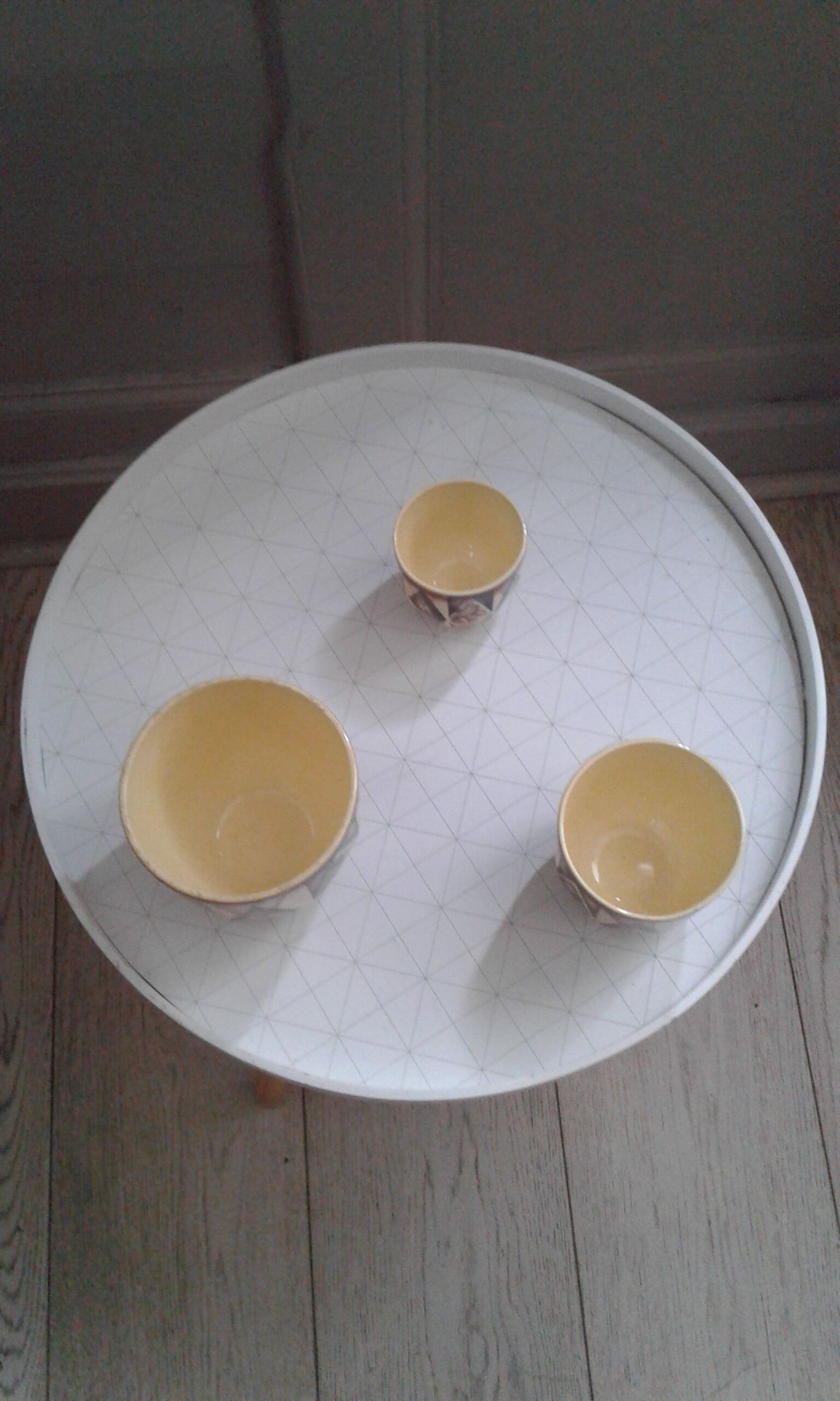 Hidden art deco pots