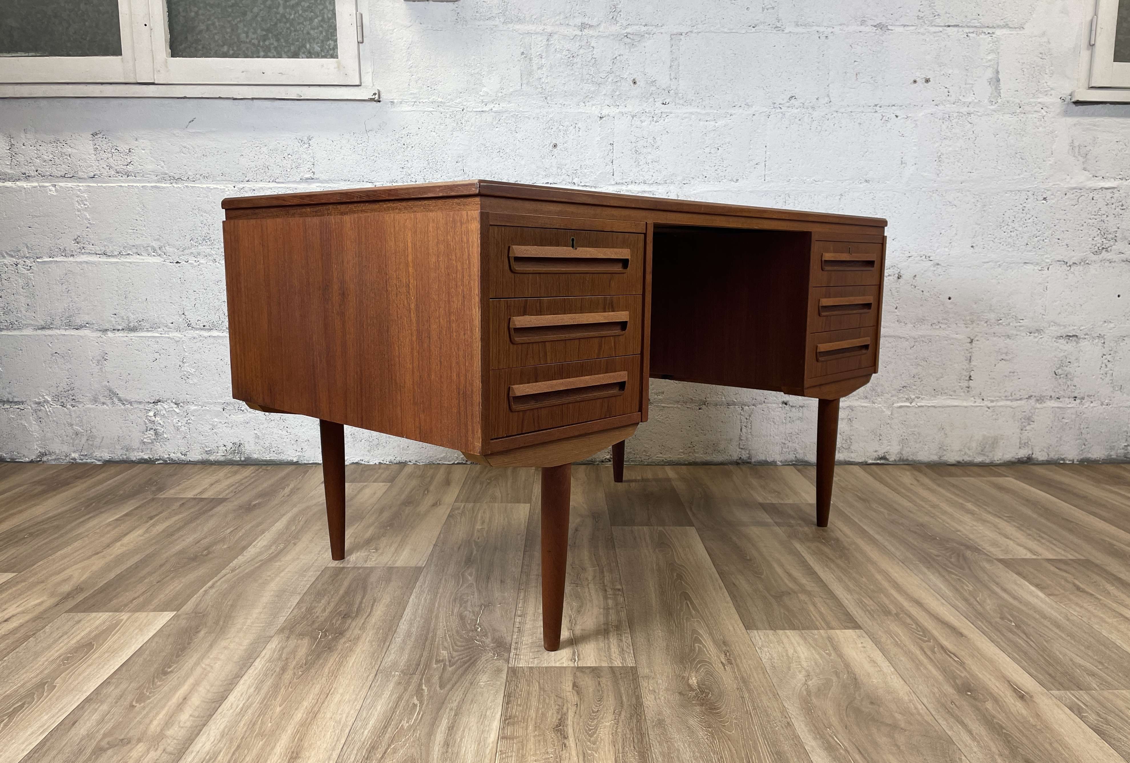 Vintage scandinavian double-sided teak desk by andreas pedersen, 60s