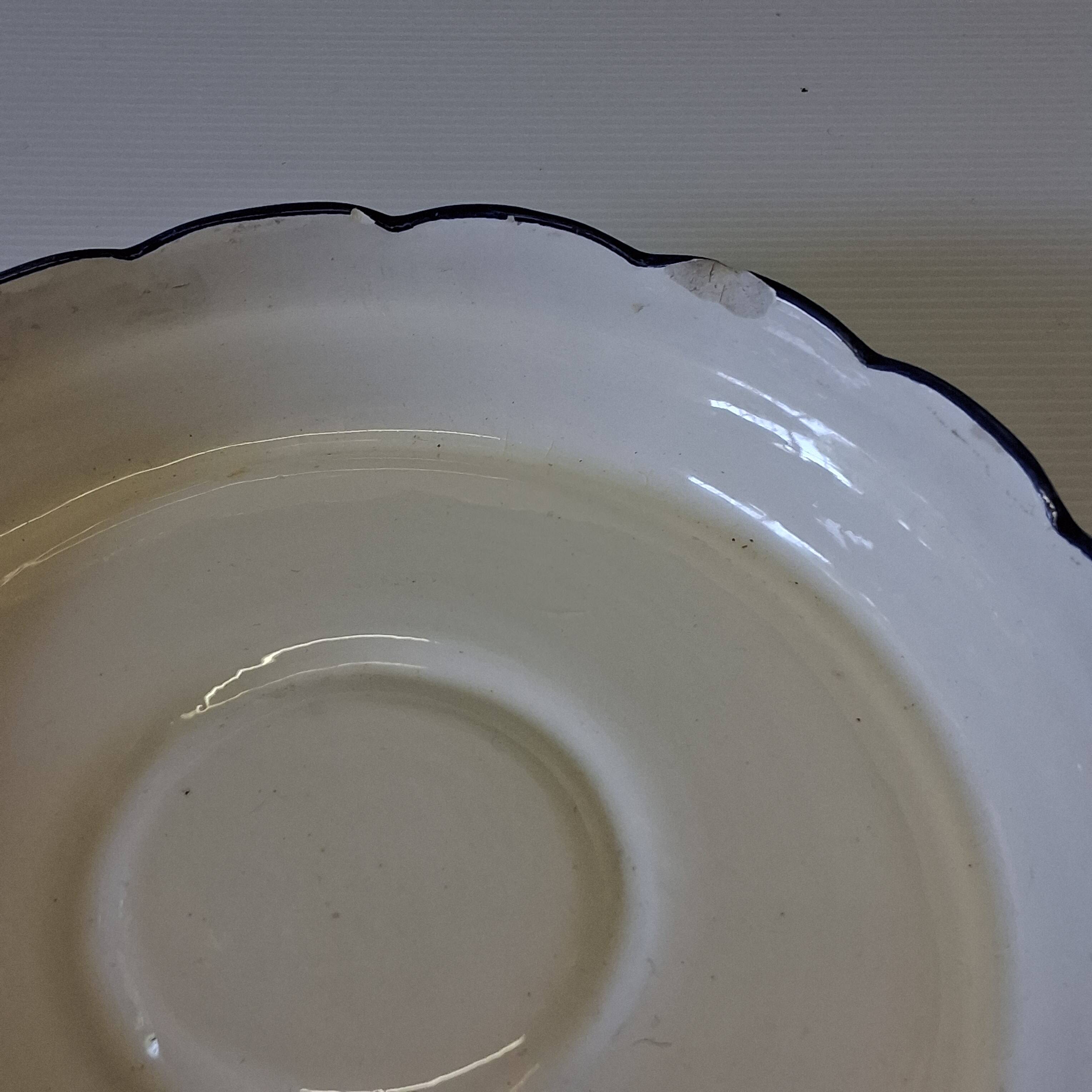 Very nice blue ceramic pot in good condition.