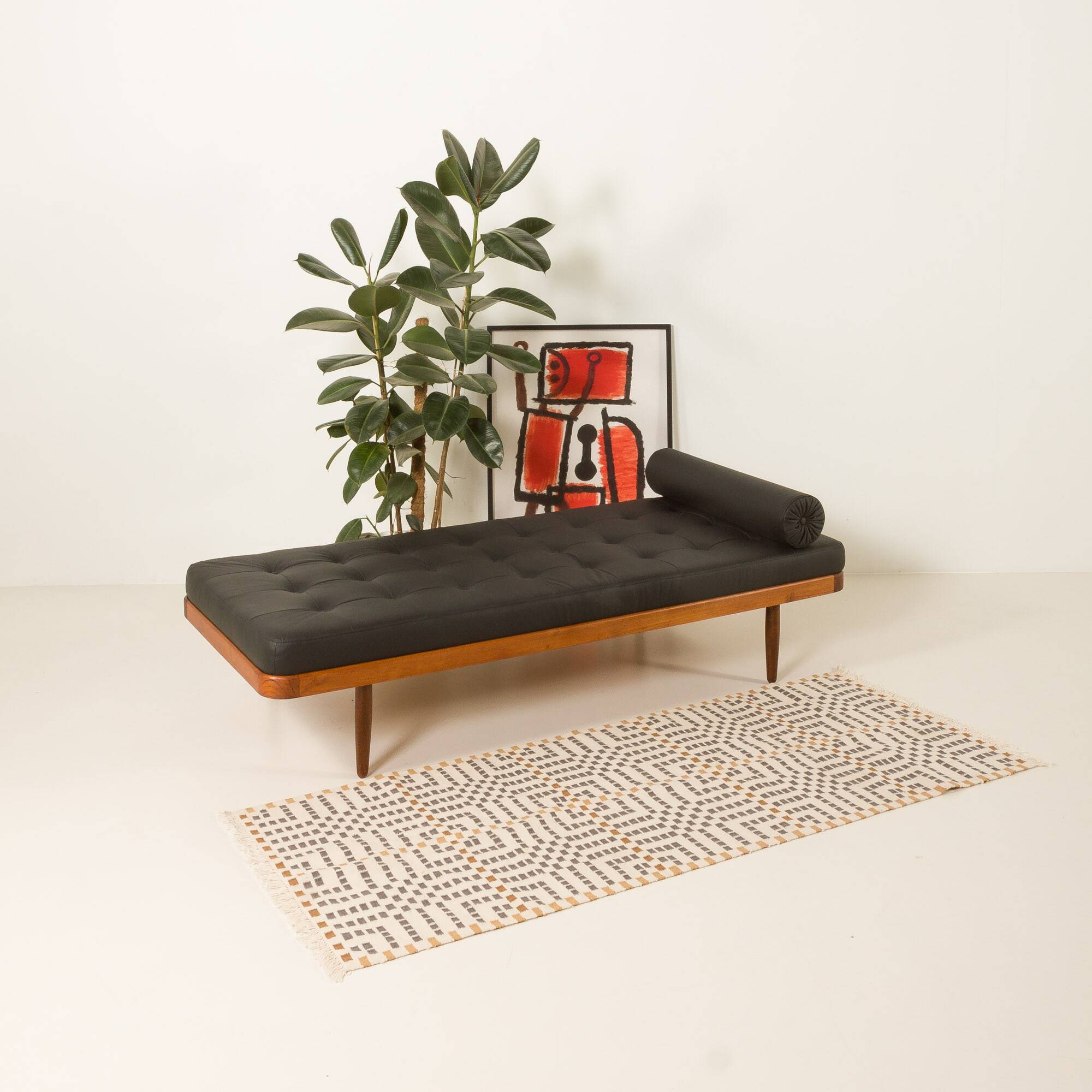 Danish vintage teak daybed in black leather | mid century modern | 1960s