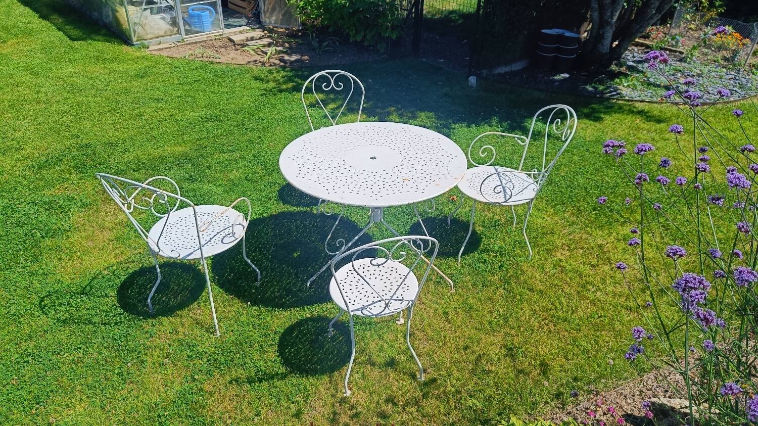 White wrought iron garden furniture