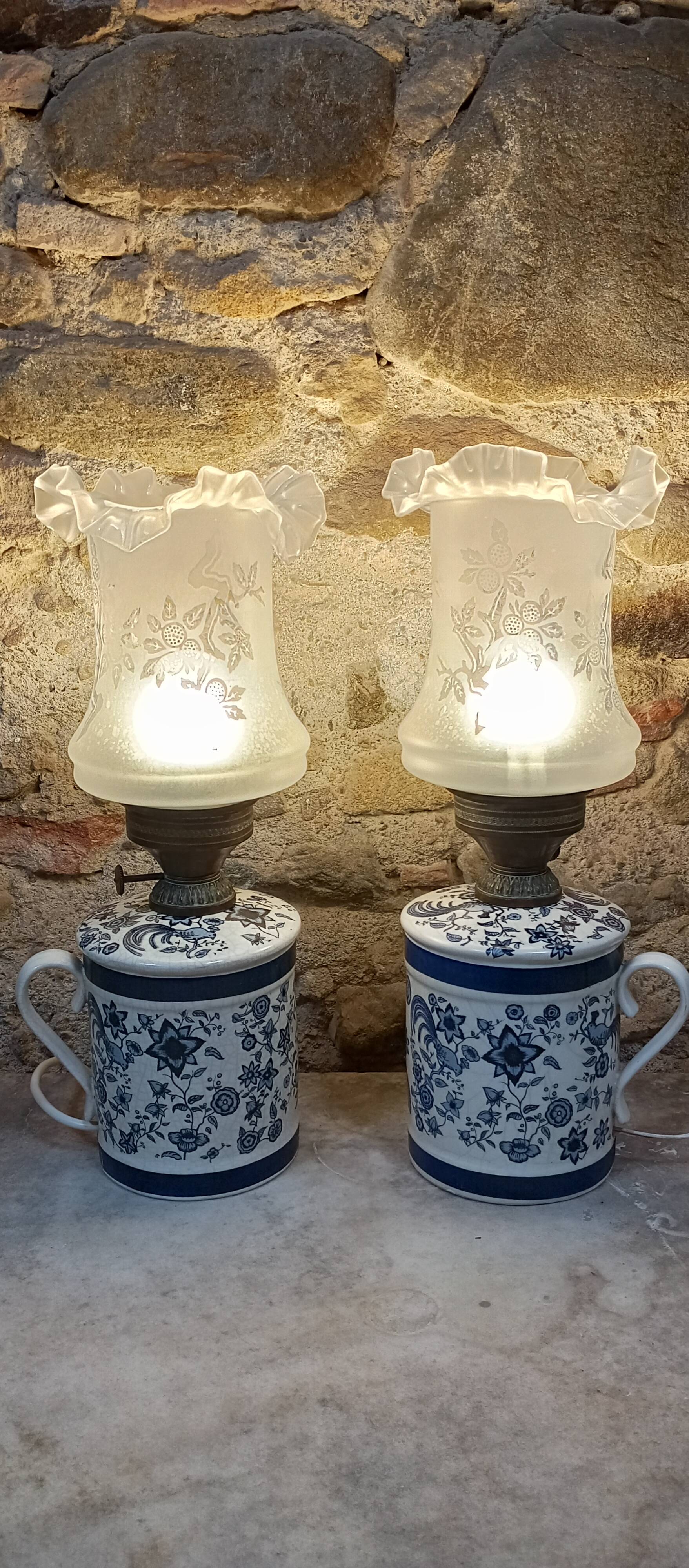 Pair of table lamps