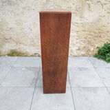 Curtain cabinet