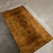 Table basse loupe d'orme et laiton 70' Roche Bobois