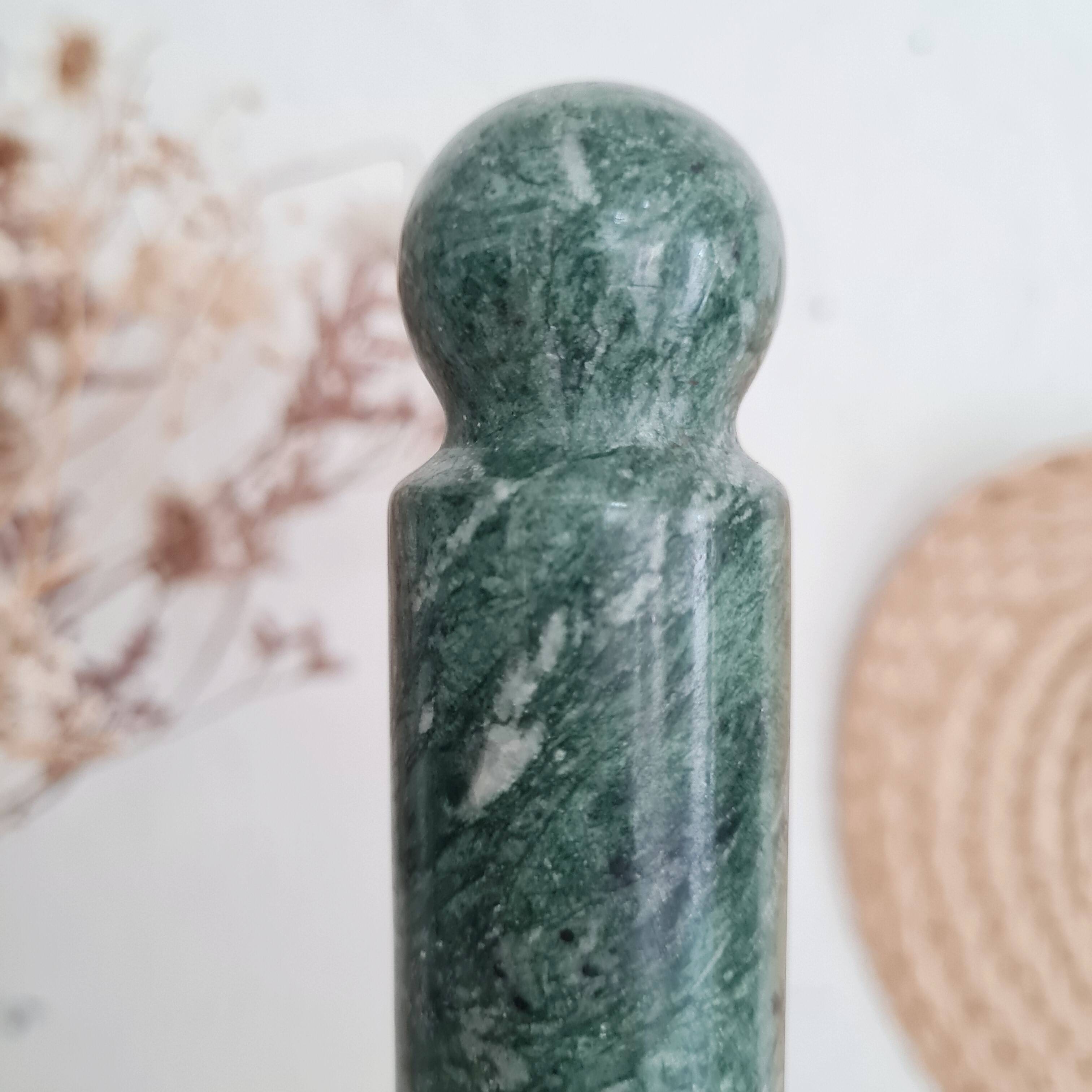 Paper towel roll - green marble base for paper