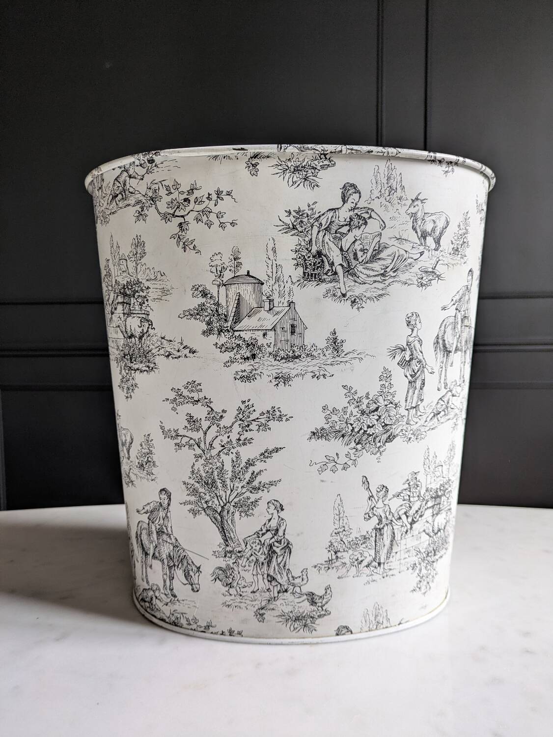 Massily France wastepaper basket