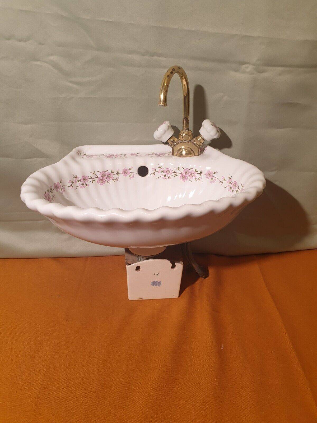 Small vintage sink paris porcelain les bains decorated with peach blossoms