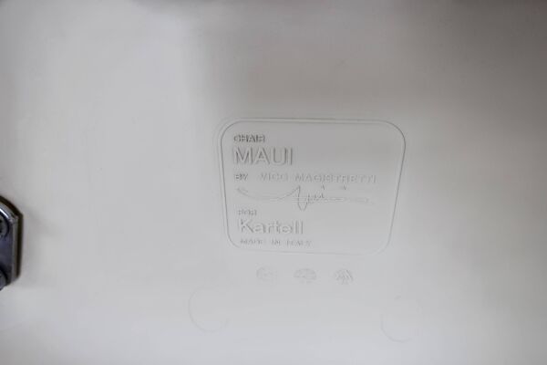 2 chaises maui design par vico magistretti pour kartell, tbe