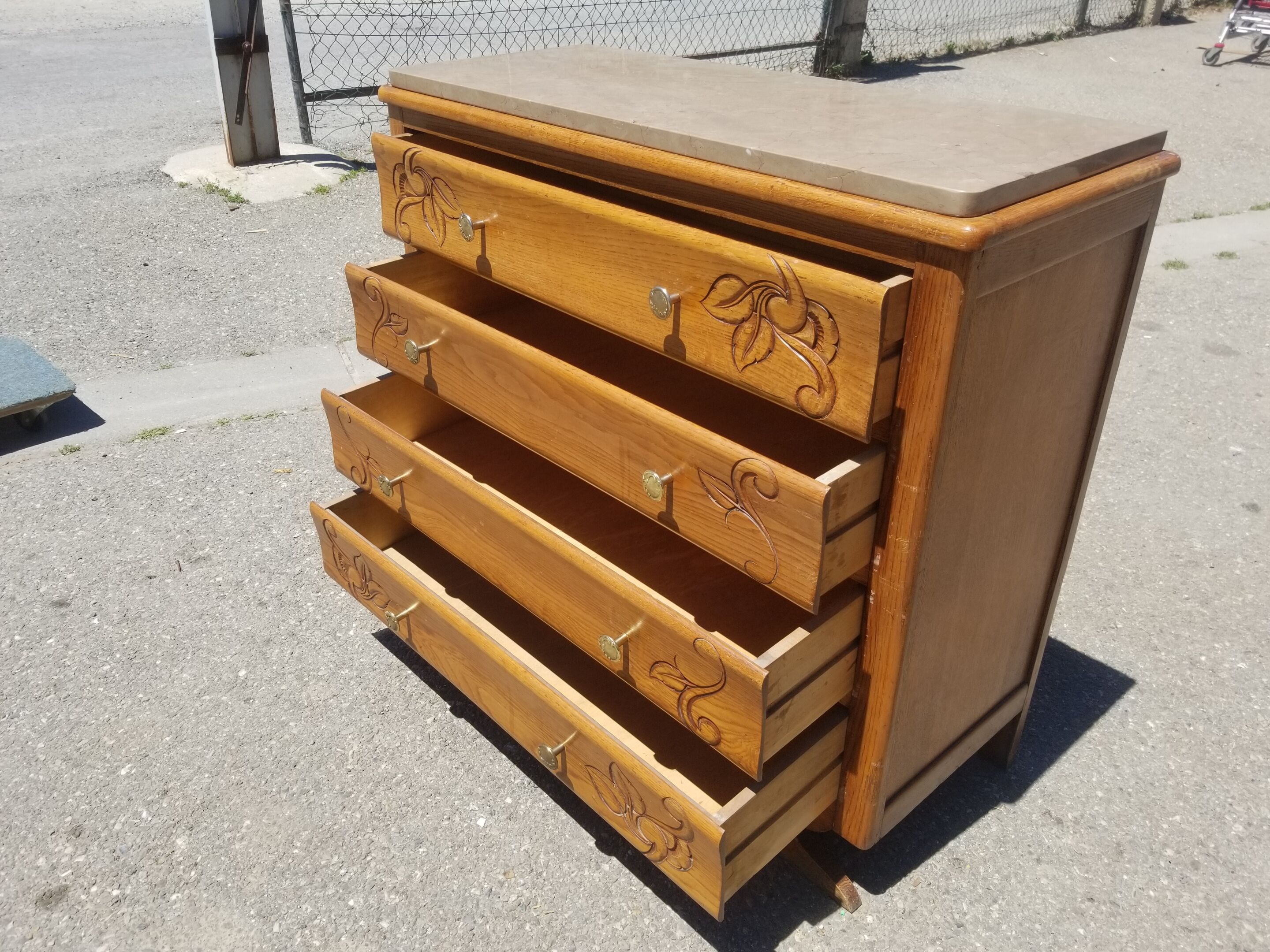 Old Art Deco chest of drawers 4 drawers and marble top