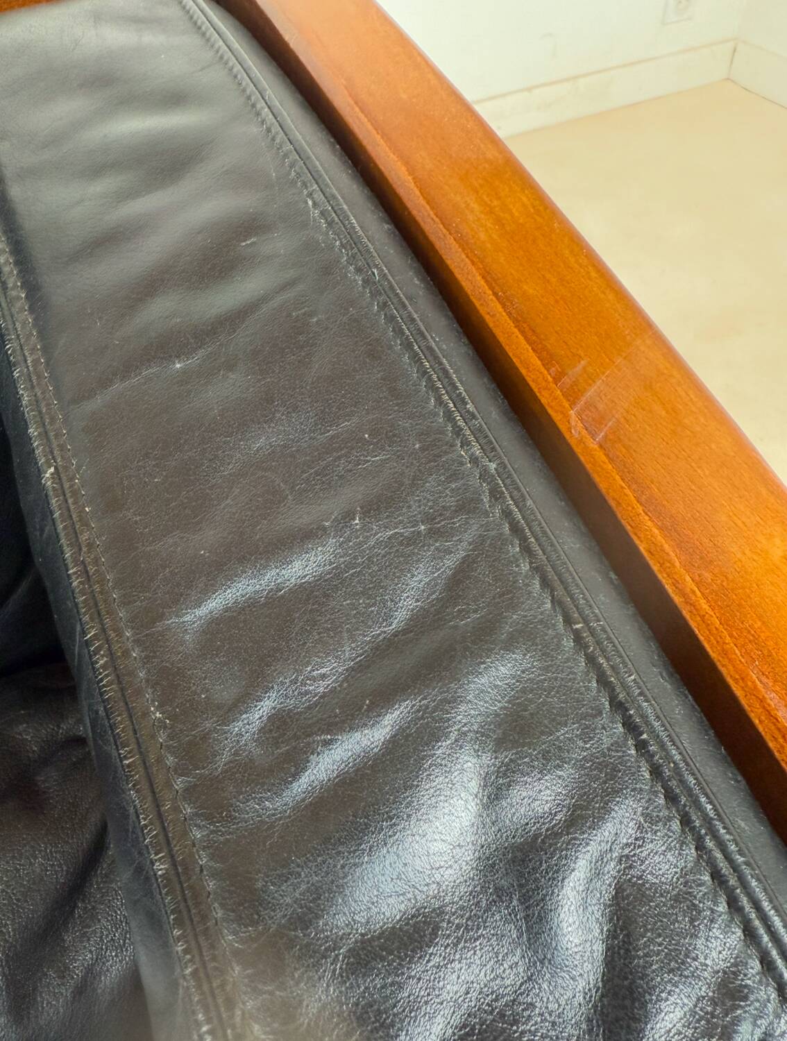 Armchair in the style of Tobia Scarpa