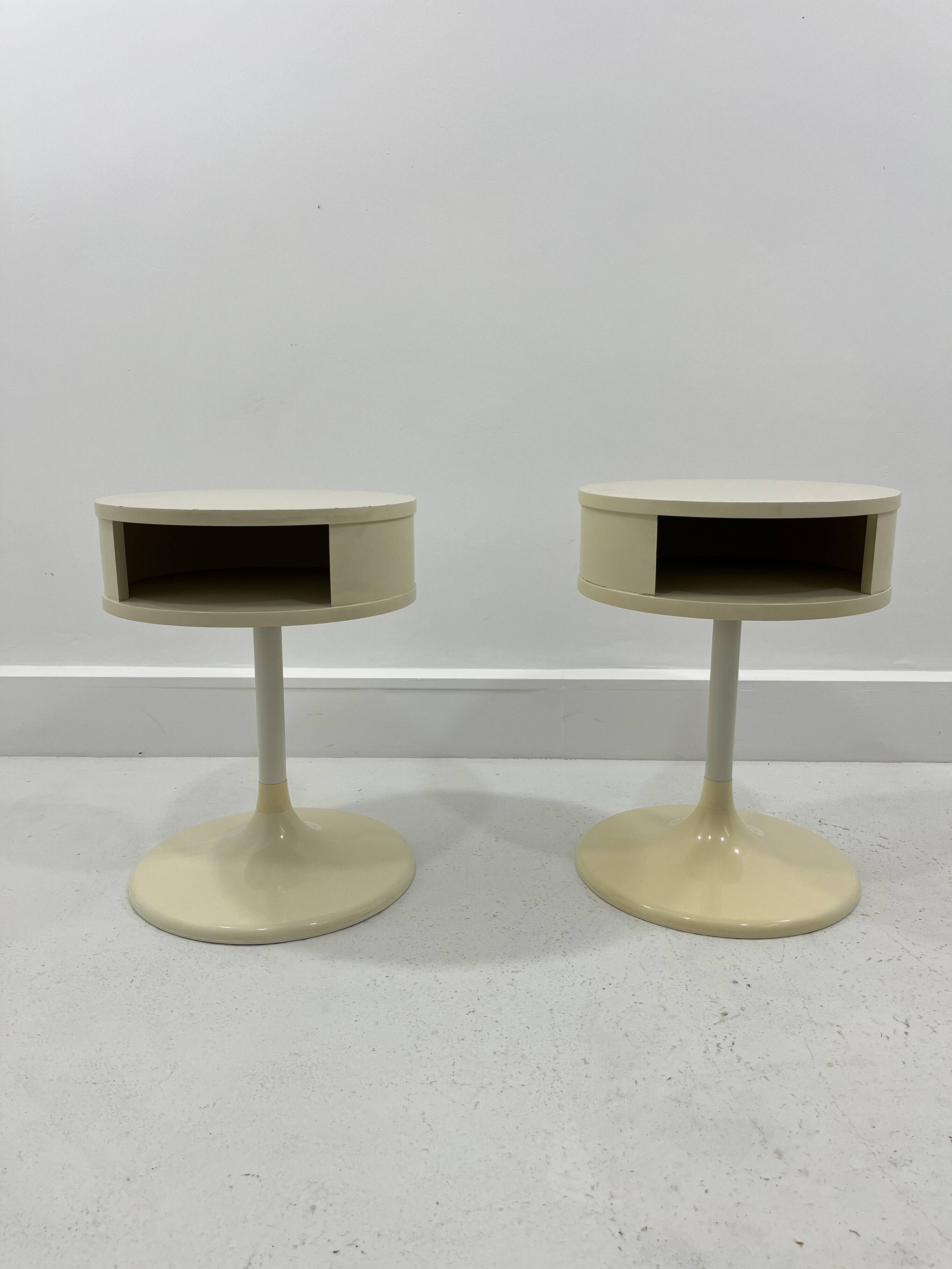 Tables d'appoint Tulipe de l'ère spatiale par Lusch Erzeugnis pour Lusch & Co, années 1970, ensemble de