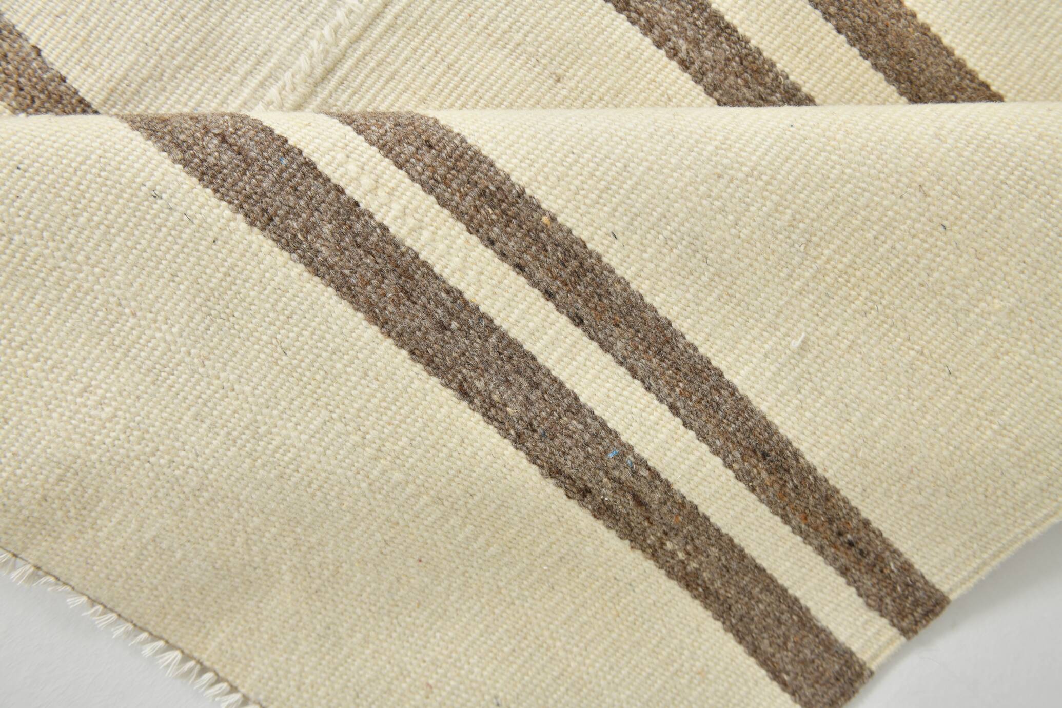 6x9 Cream & Brown Contemporary Vintage Kilim Rug, 184x282Cm