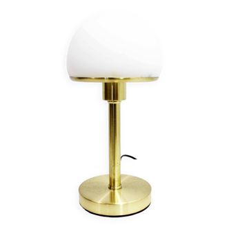 Table lamp in gold metal and opaline glass