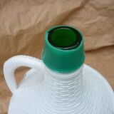Bonbonne 4L verte entourée de plastique blanc