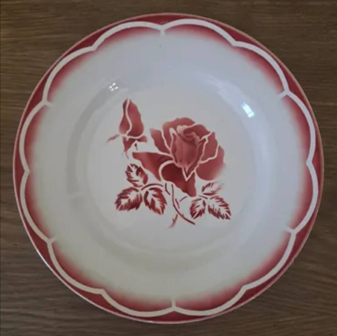 7 assiettes plates Digoin Sarreguemines modèle Orly
