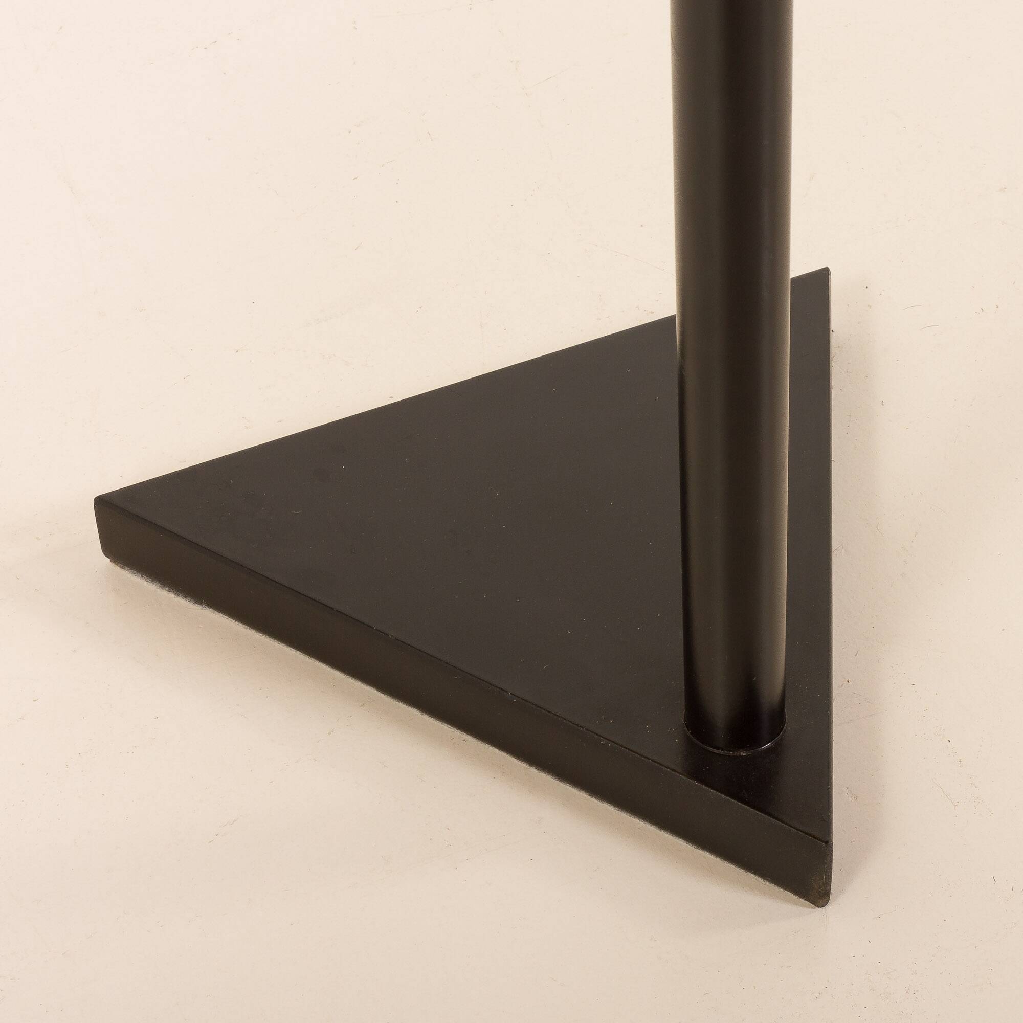Memphis Milano style side table, Italy 1980s
