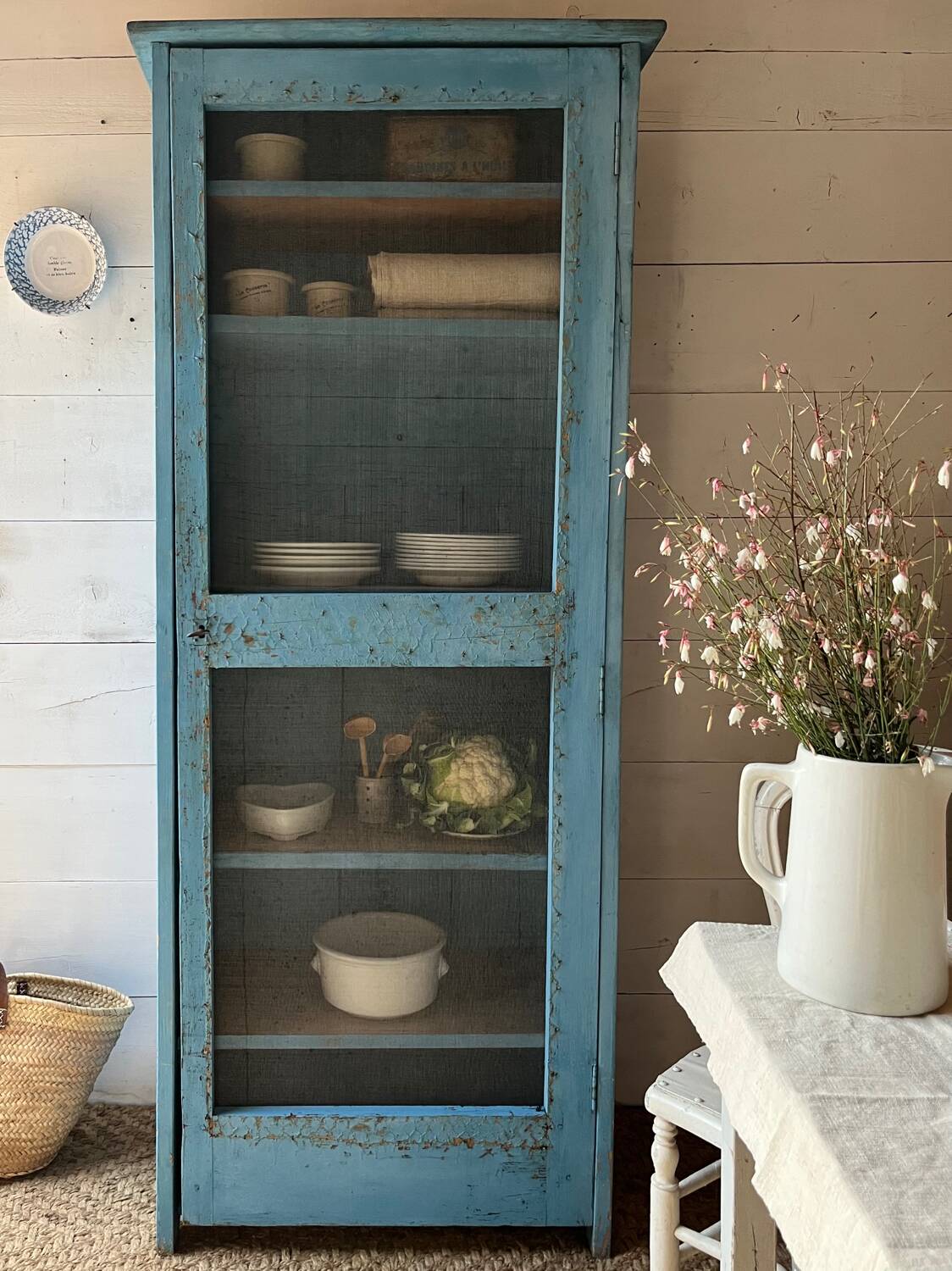Large Bonnetière Pantry