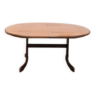 Table vintage scandinave Fishtail par Gplan