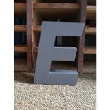 E metal letter