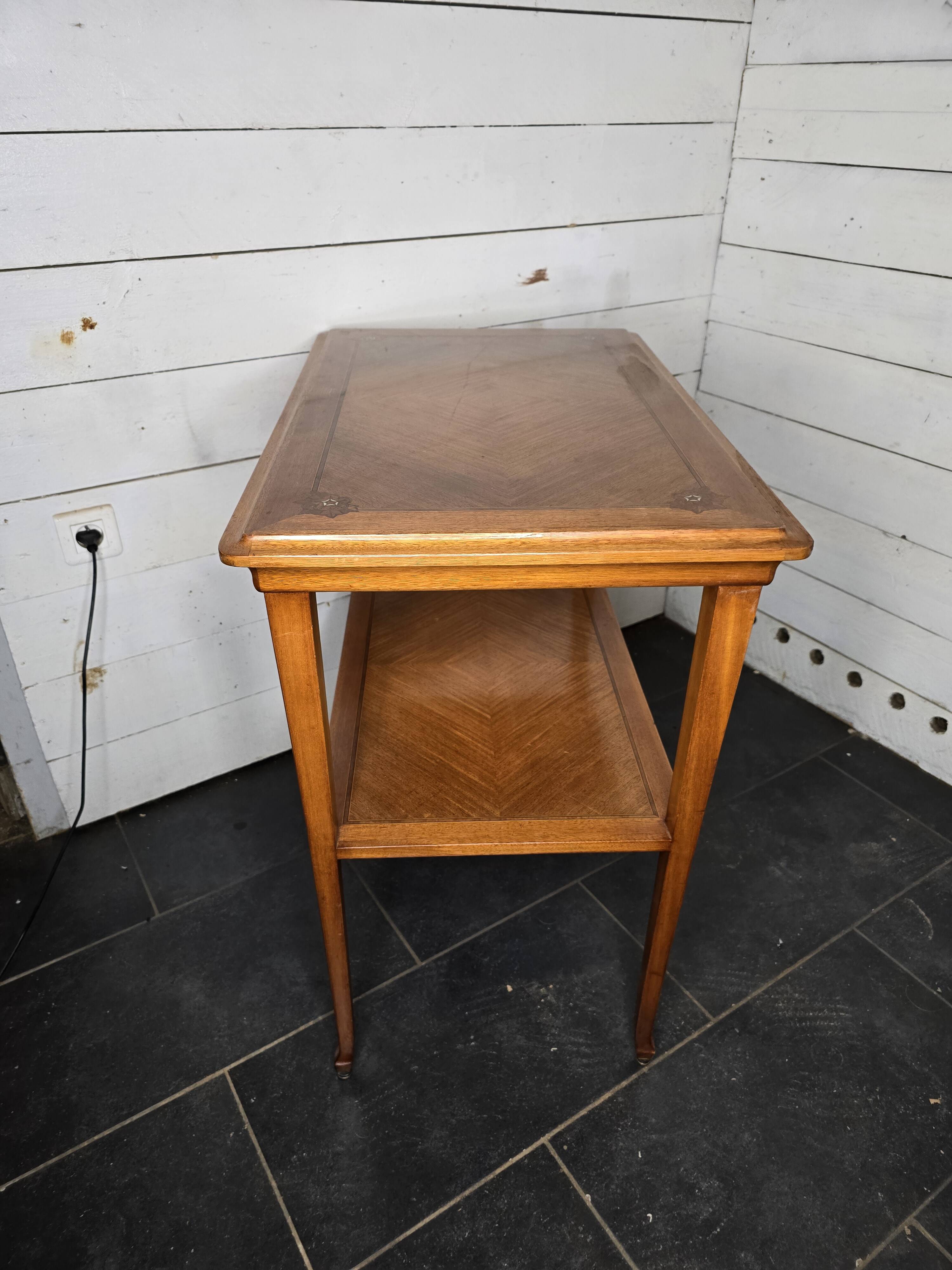Louis Majorelle Art Nouveau mahogany side table, 1920