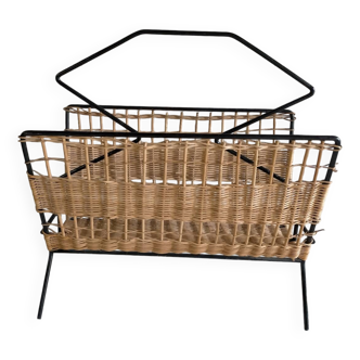 Magazine rack