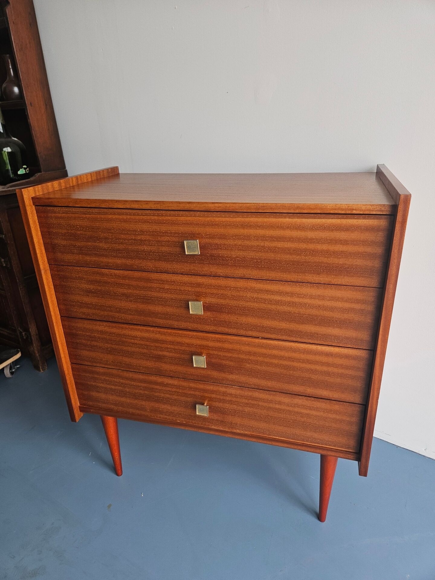 Scandinavian chest of drawers