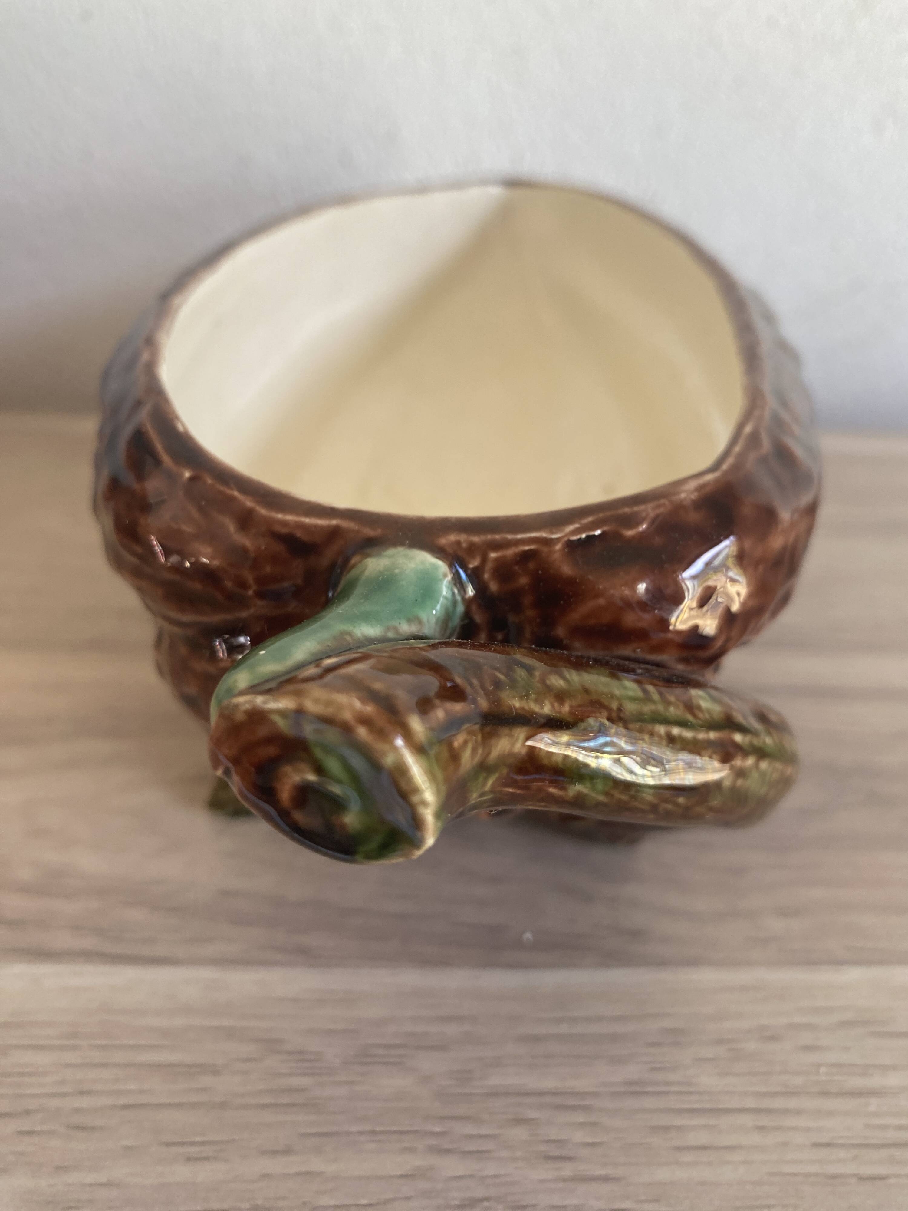 XXL cocoa pod slip dish