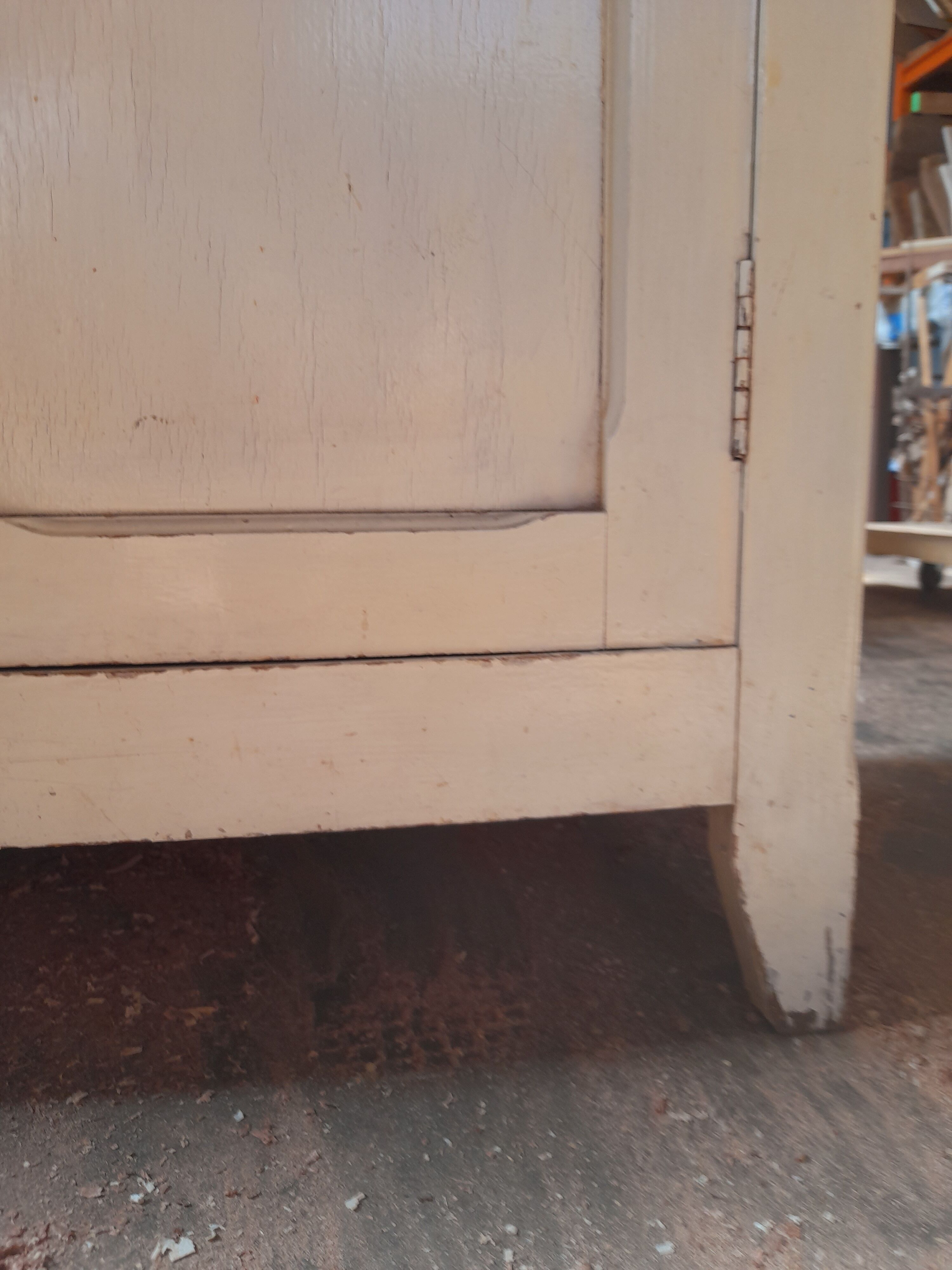 Narrow Parisian wardrobe