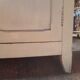 Armoire parisienne étroite
