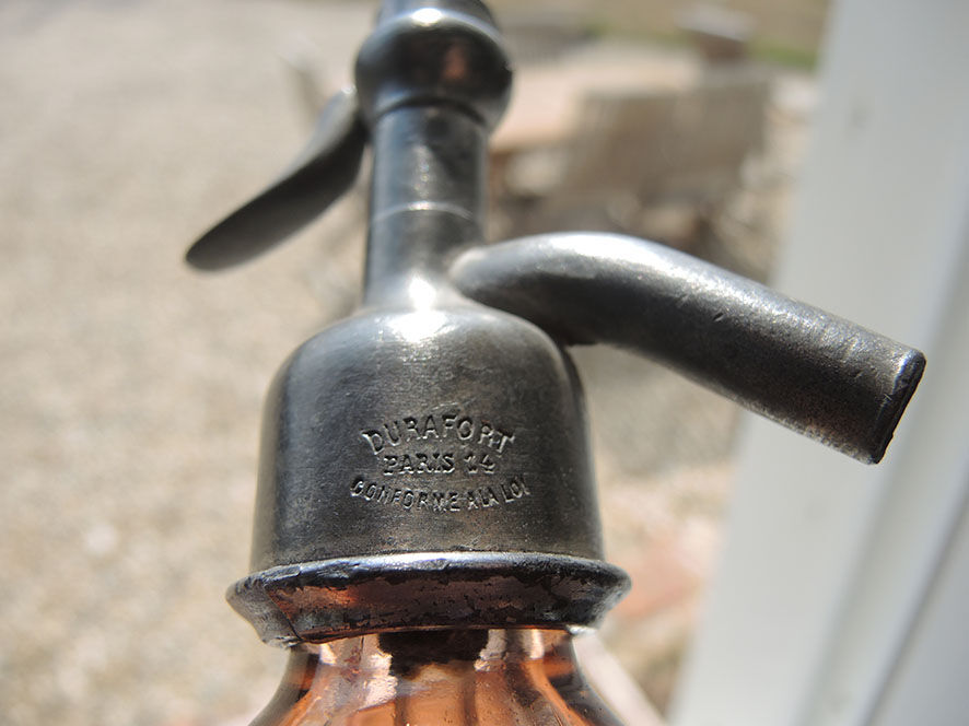 Old pink glass siphon by Georges David Vire