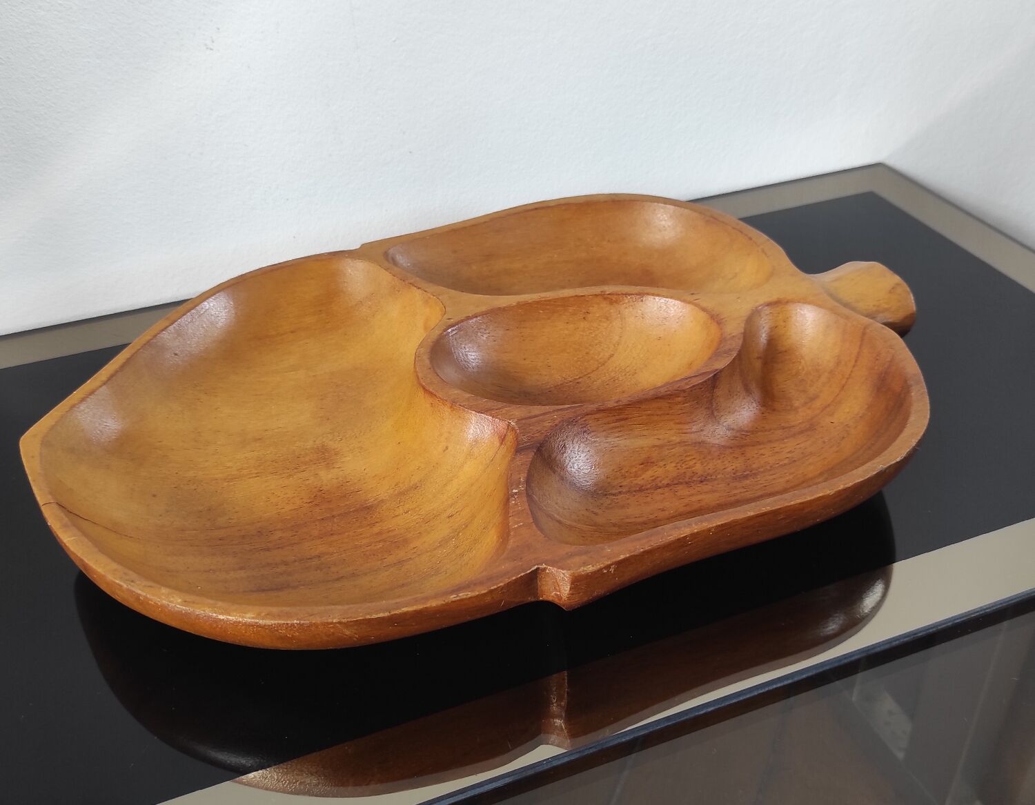 Vintage carved wooden aperitif platter – 4 compartments
