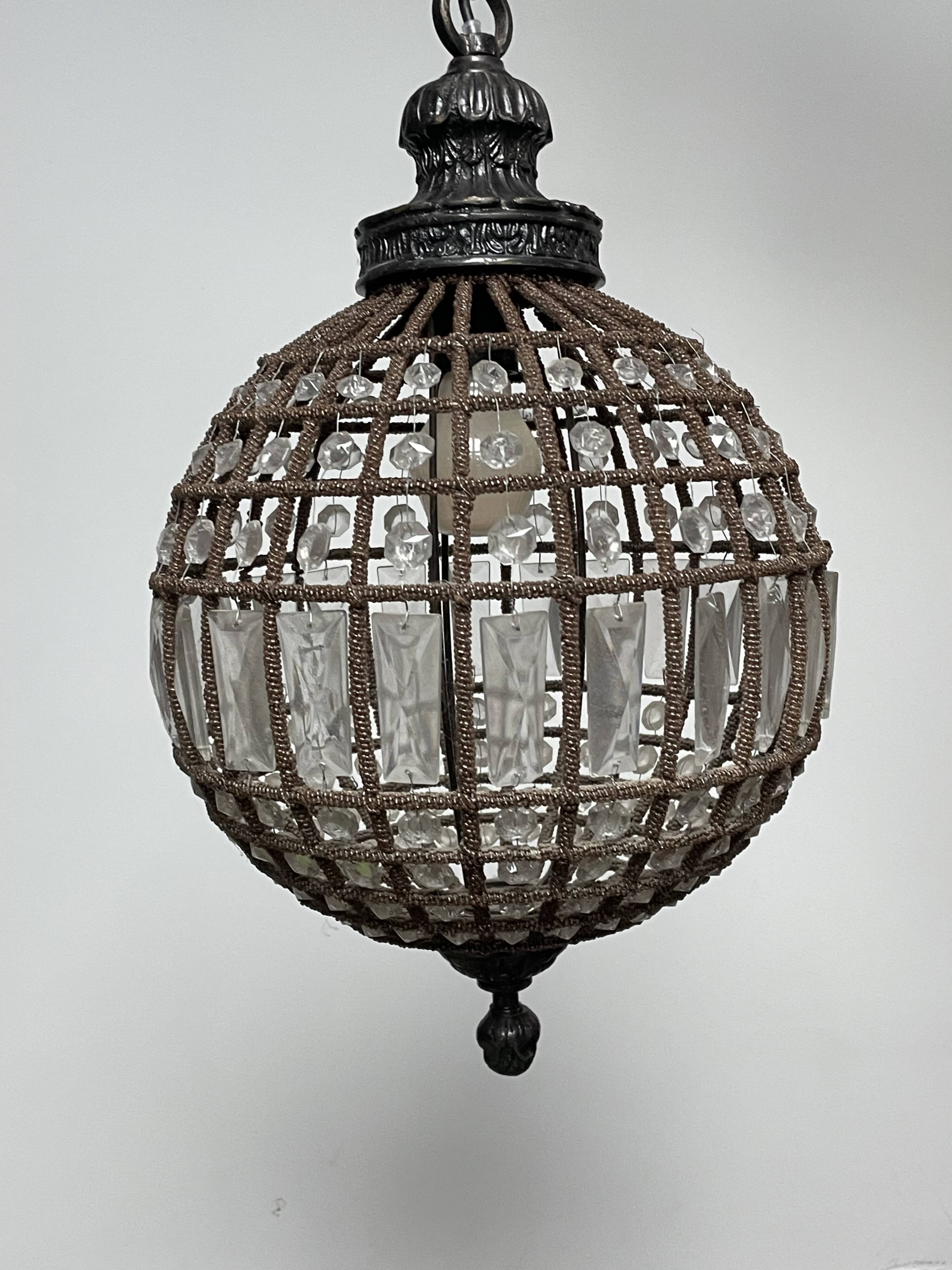 Spiridon Antique Canon Suspension