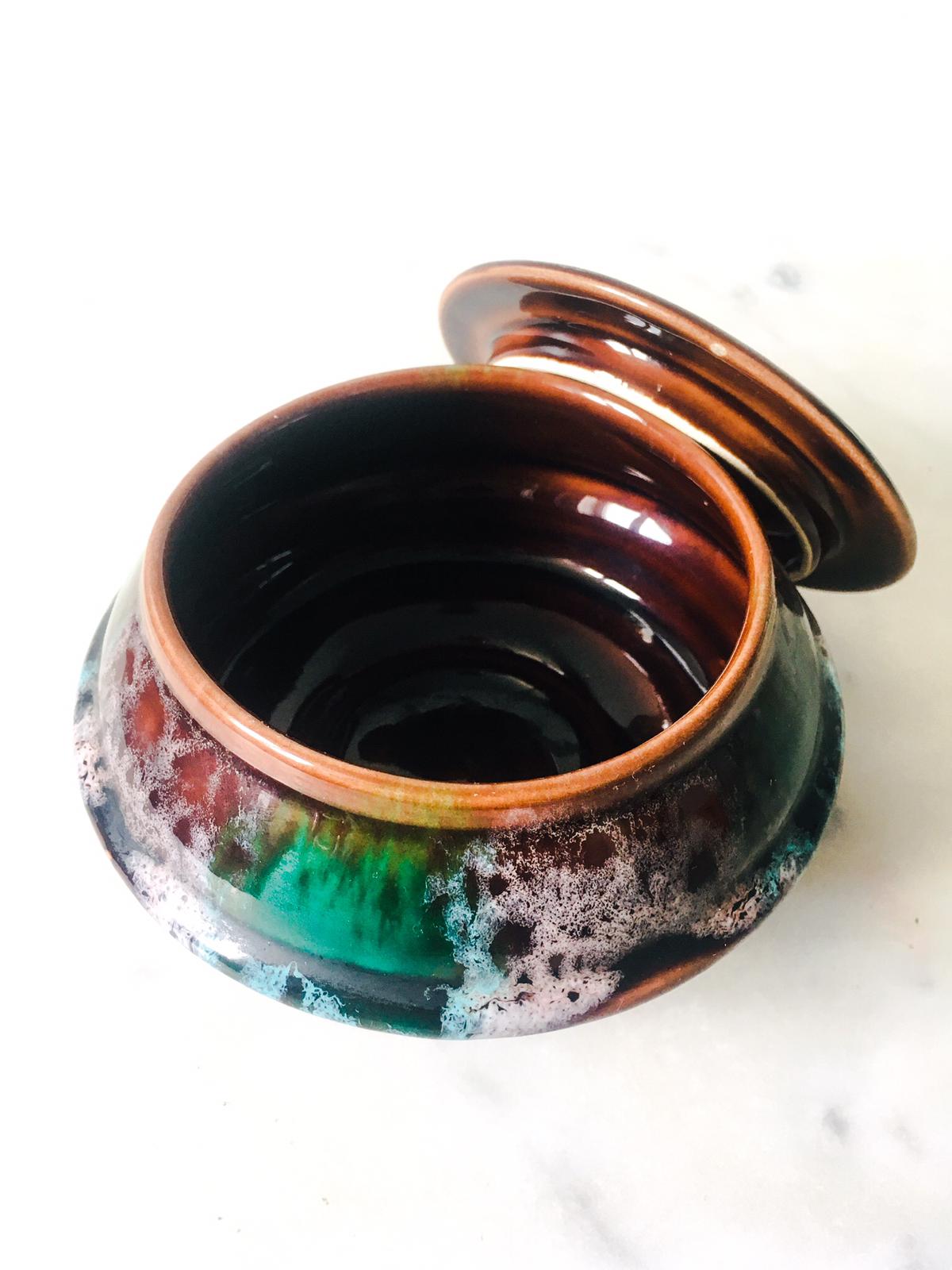 Ceramic box with its lid