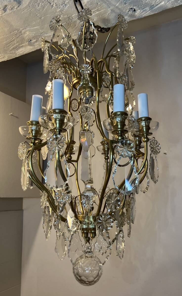 Crystal pendant chandelier