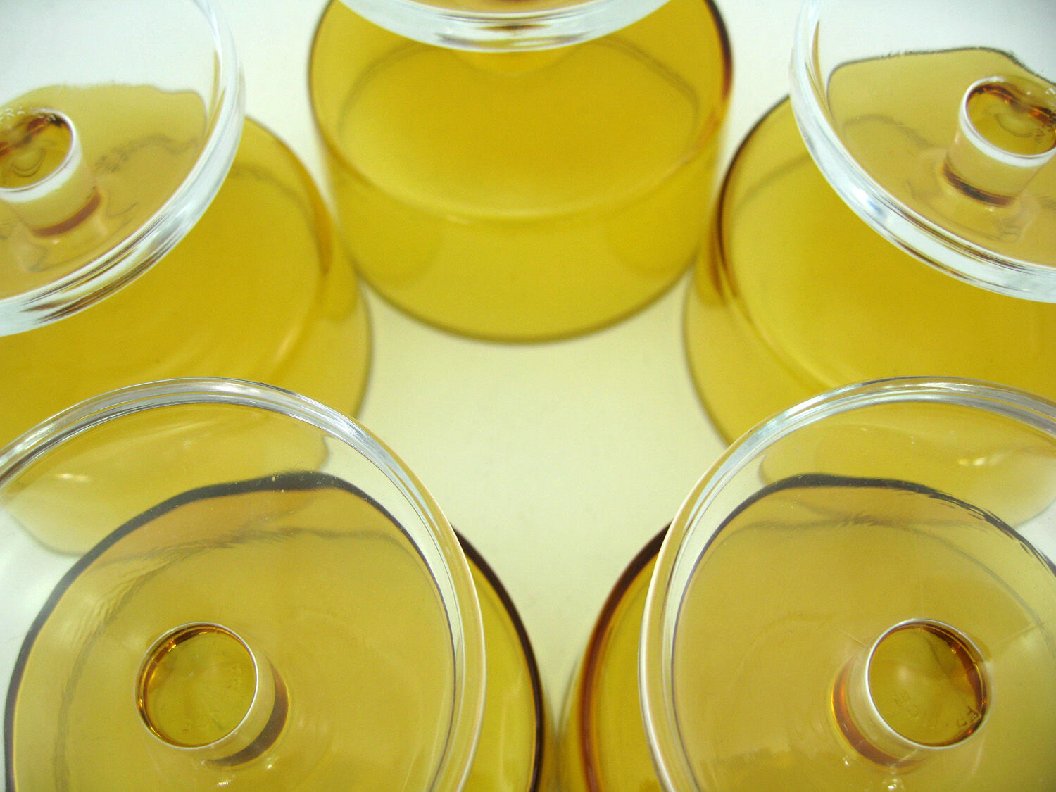 5 glasses of tempered glass champagne - amber yellow color - Cavalier Luminarc France - vintage year old