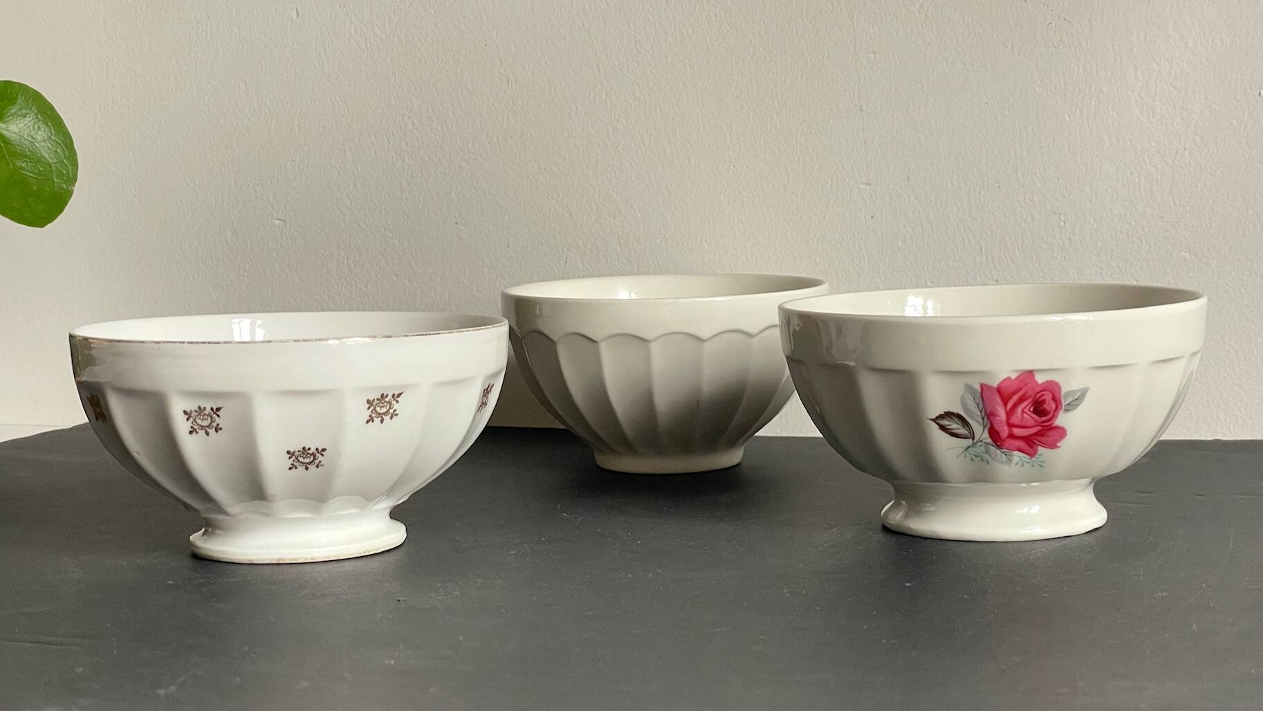 BOWLS Ceramic Pink and Gold VINTAGE