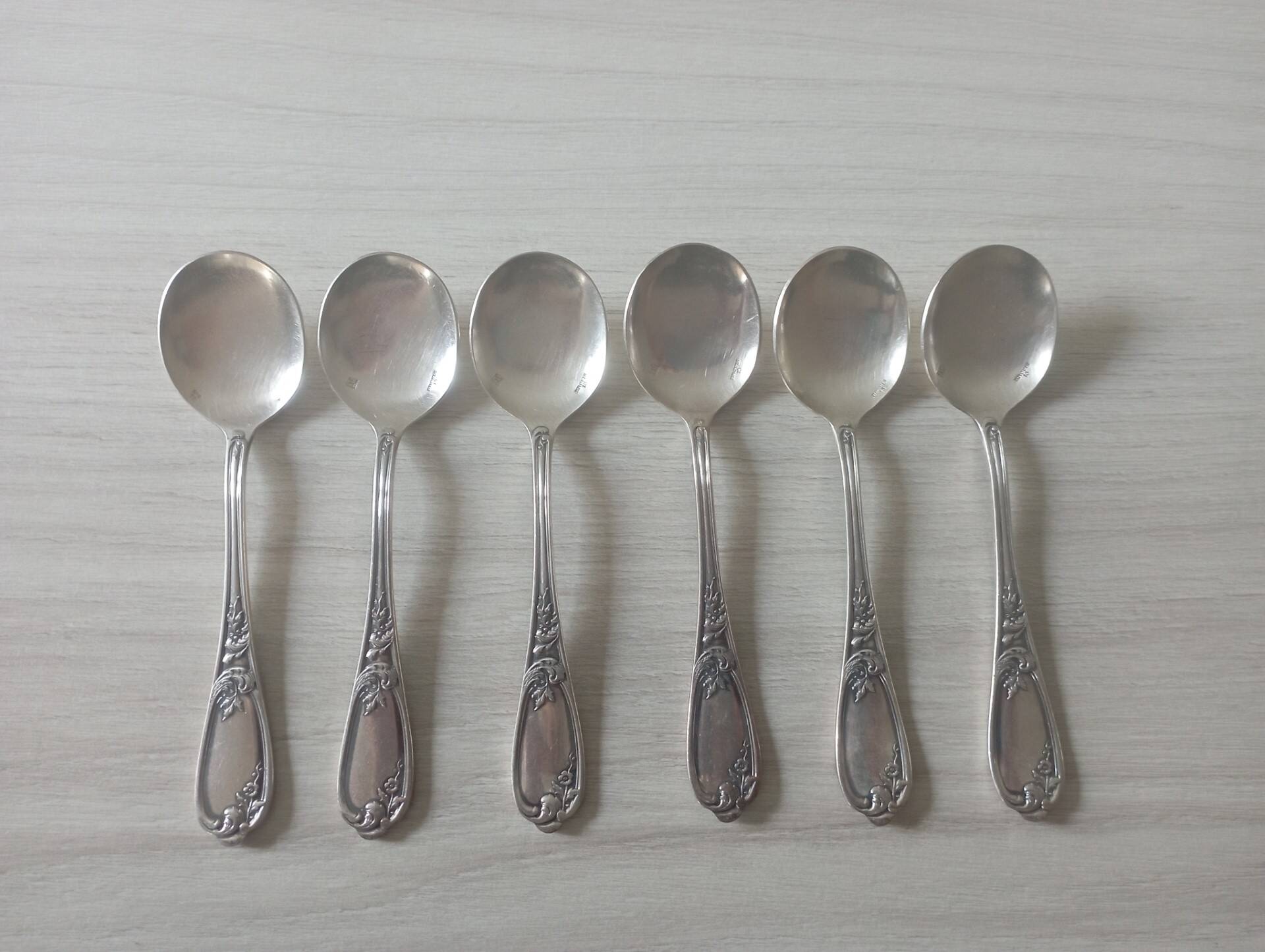 Set of 6 small silver metal spoons