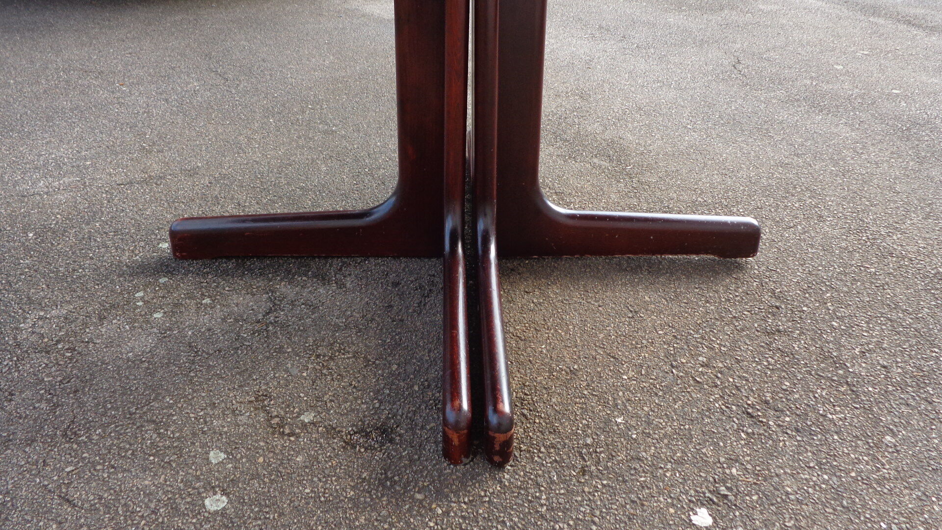 Table Lubke free form