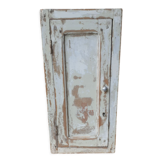 Medicine cabinet
