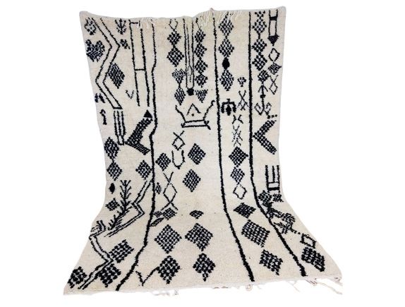 Handmade moroccan berber carpet 305 x 195 cm
