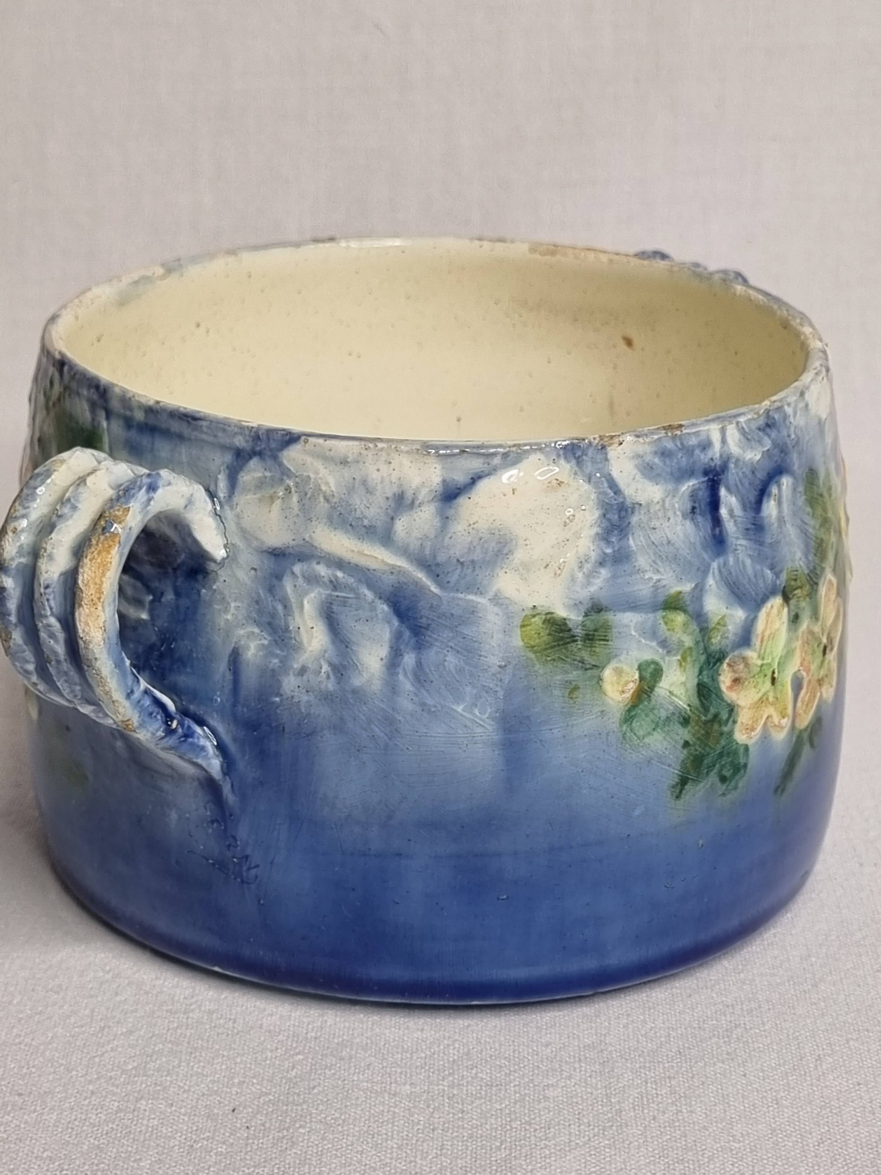 Small enamelled earthenware planter signed Jérôme Massier 19th century 10.5 cm