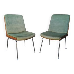 Chaises a coques et tissu - vert