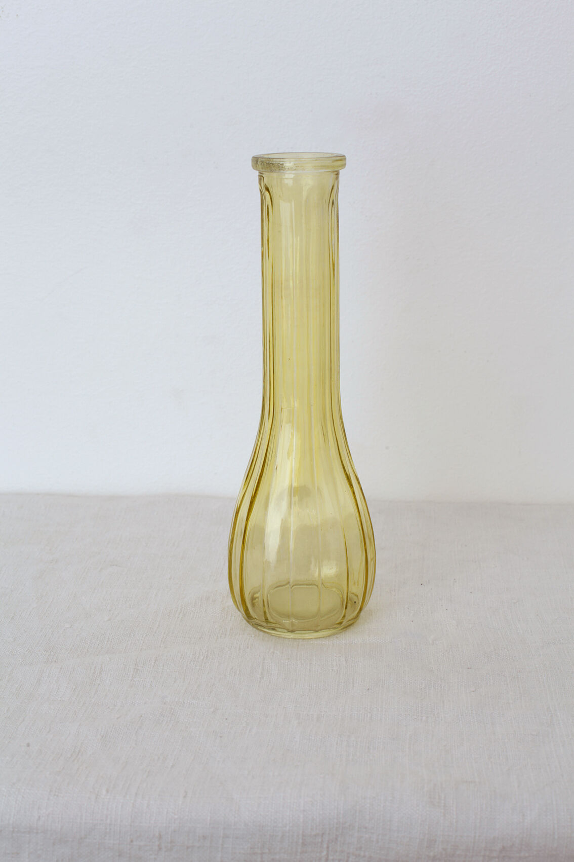 Striated yellow soliflore vase