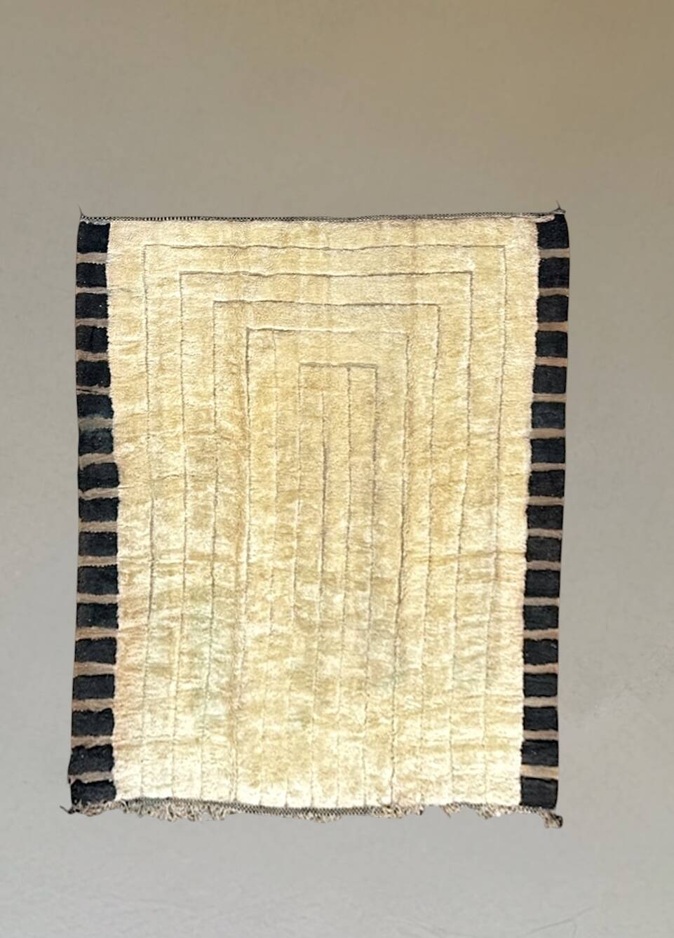 Blessed Mrirt rug, 100% virgin wool vintage, 4m x 3m.