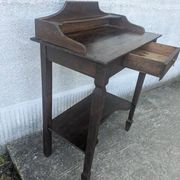 Dresser, oak desk