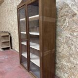 Bistro wall display case