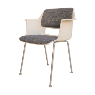 Vintage chair by A. R. Cordemeyer for Gispen Editions