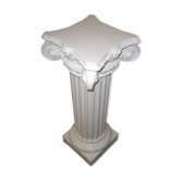 Ionnic column in armed platre